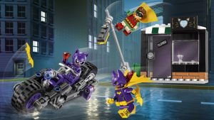 70902 Catwoman Catcycle Chase (Погоня за Женщиной-кошкой)