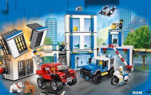60270 Police Brick Box (Набор кубиков «Полиция»)