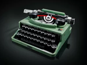 21327 Typewriter (Печатная машинка)