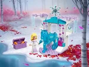 43209 Elsa and the Nokk’s Ice Stable (Ледяная конюшня Эльзы и Нокка)