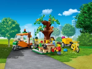 60326 Picnic in the park (Пикник в парке)
