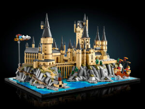 76419 Hogwarts Castle and Grounds (Замок и территория Хогвартс)