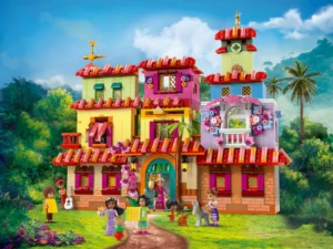 43245 The Magical Madrigal House (Волшебный дом семьи Мадригаль)