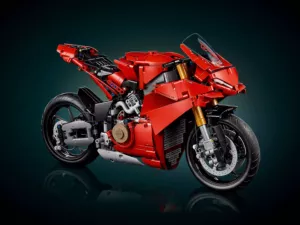 42202 Ducati Panigale V4 S Motorcycle