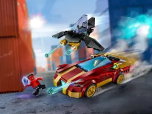 76310 Iron Man Car & Black Panther vs. Red Hulk (Машина Железного Человека и Черная Пантера против Красного Халка)